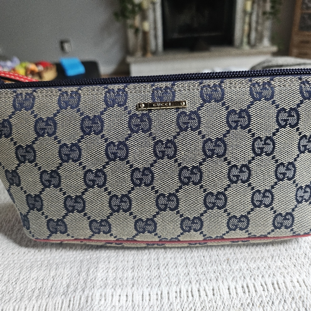 RARE! Hardly Used Authentic Gucci GG Mini Collectible Bag Awesome Condition